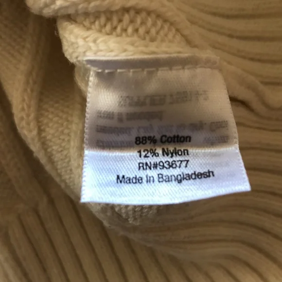 St. John’s Bay cable sweater size medium - Picture 4 of 5